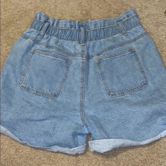 Urban Daizy Denim Paperbag Shorts - Picture 4 of 4